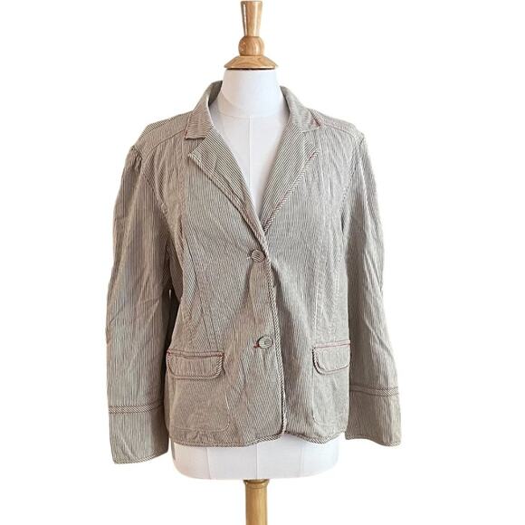 Chico's 2 Button Tan, White Textured Stripe Seersucker Jacket/Blazer, Size XL - Picture 1 of 15